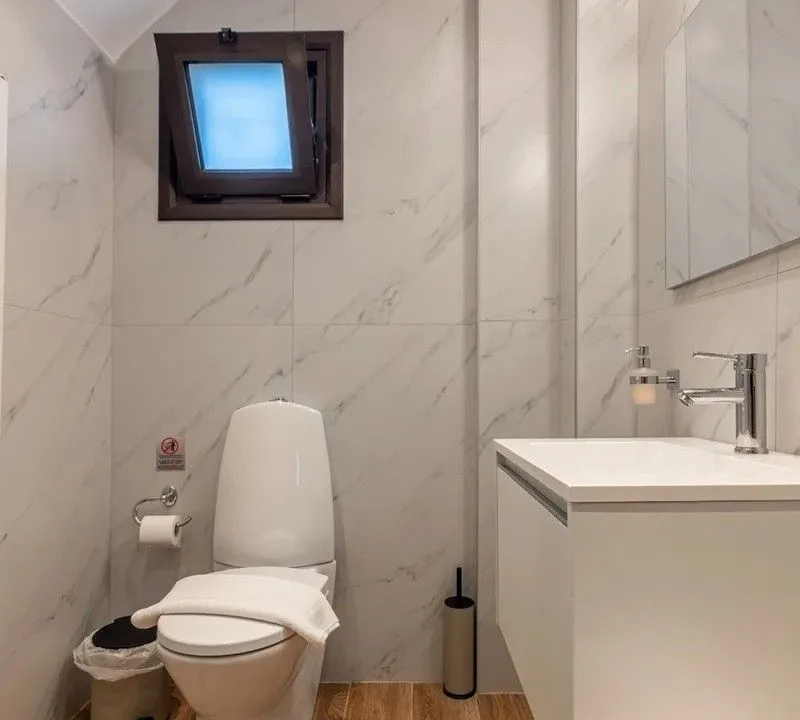 234b11b2-8a04-4b17-89ff-2f6d810f33b3